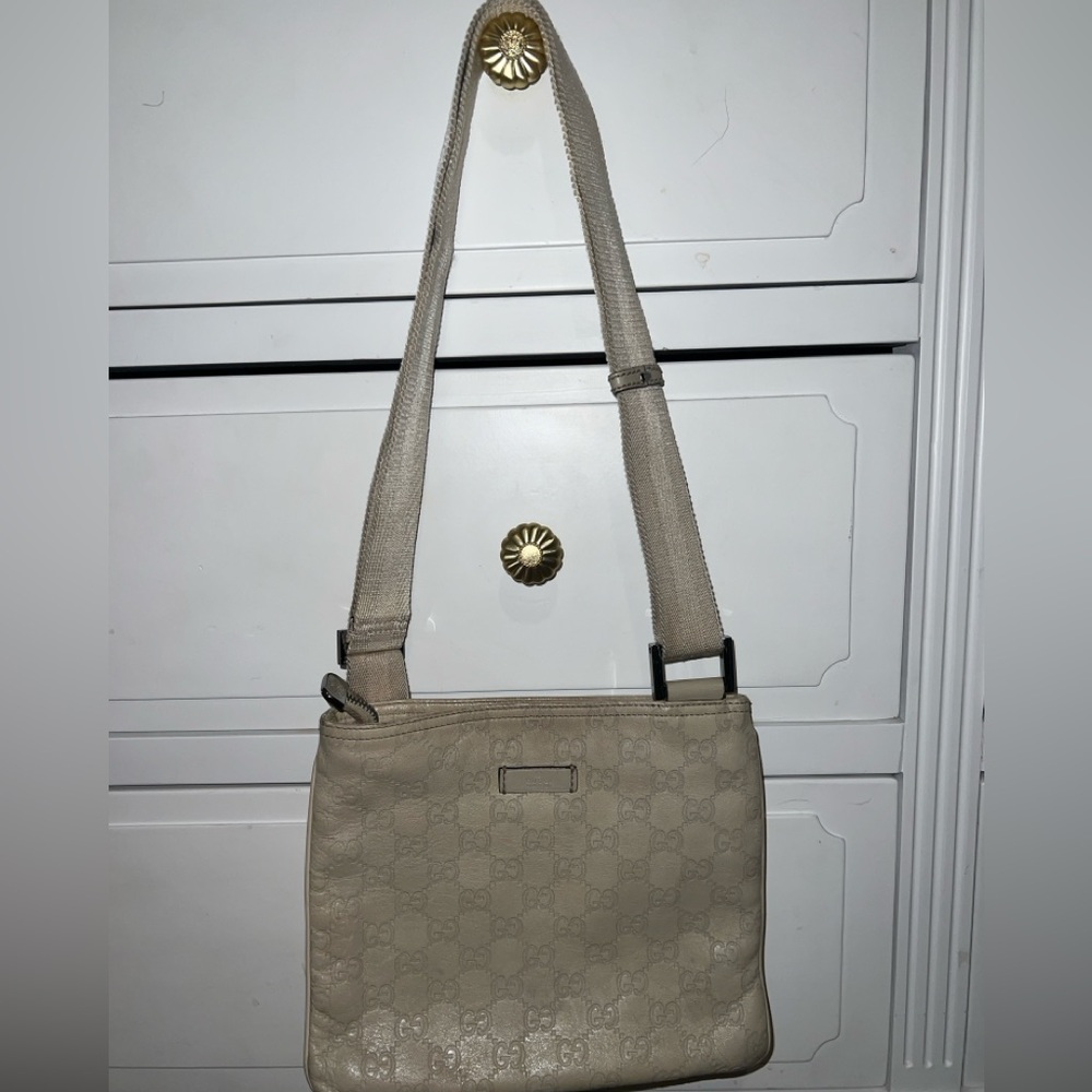 Limited Edition Hawaii 2007 Exclusive Guccissima Leather Messenger Shoulder Bag